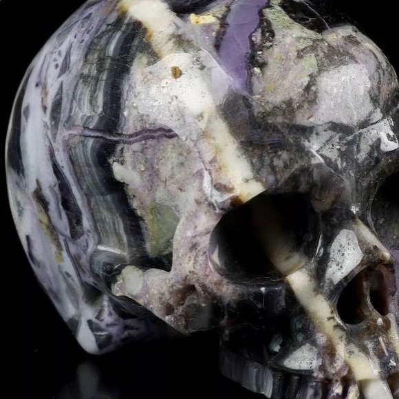 4.7" FLUORITE Carved Crystal Skull, Realistic - Picture 2 of 7